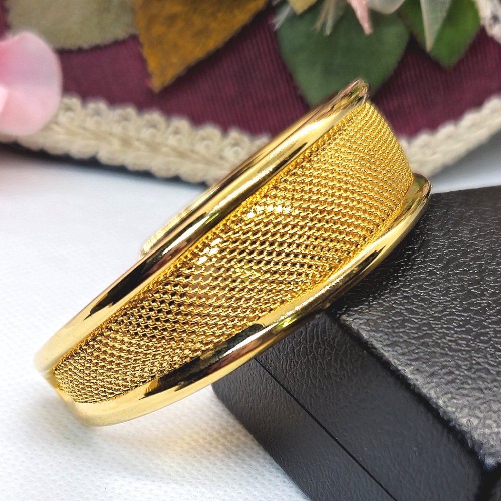 Vintage Gold Plated Simple Mesh Cuff Bracelet Everyday Designer Style Bracelet